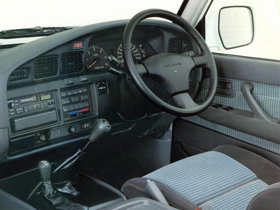  Toyota Land Cruiser Amazon VX 1989 года  (фото 5 из 10)